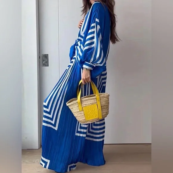 Commense Blue and White Striped Wide-Leg 2 piece set - Picture 5 of 5